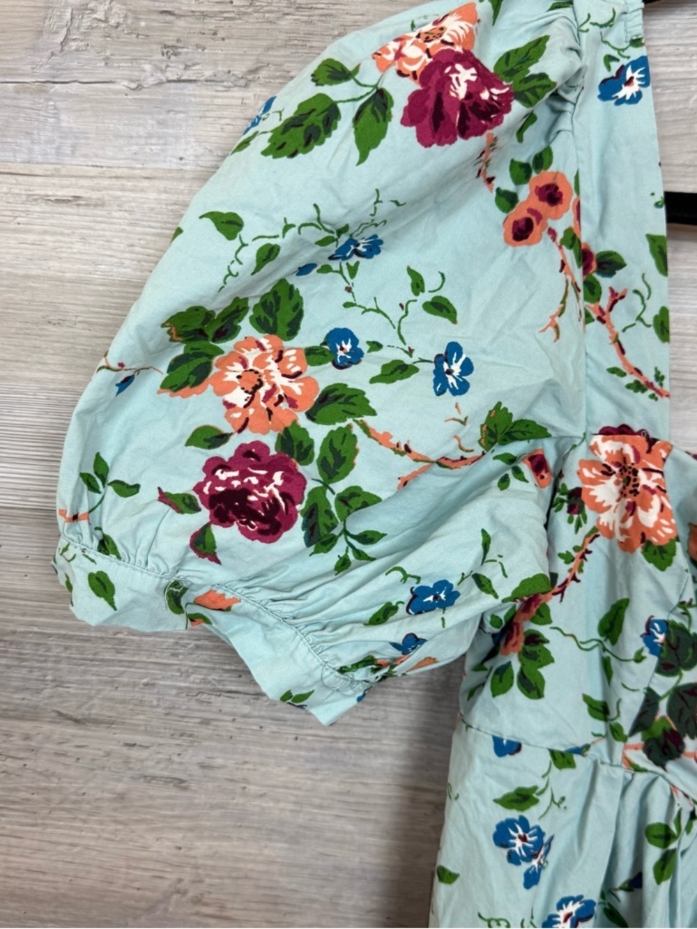 Laura Ashley x Urban Outfitters Floral Puff Sleeve Mini Dress - Picture 6 of 11